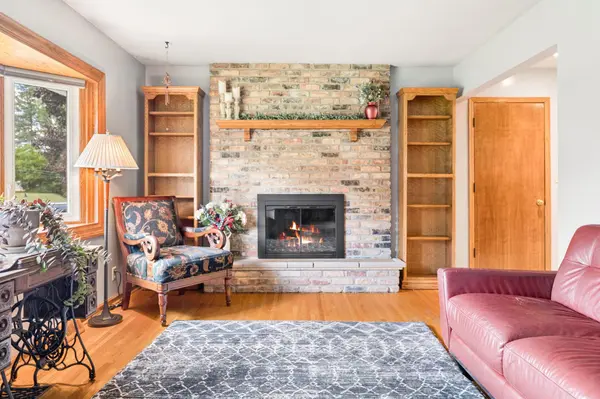 4700 W 84th ST, Bloomington, MN 55437