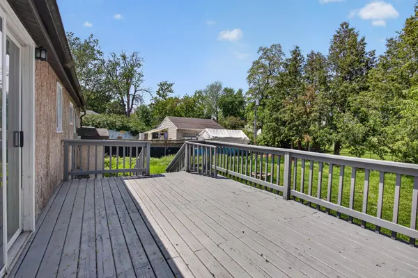 2401 14th AVE E, North Saint Paul, MN 55109