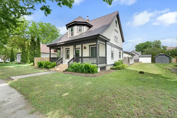 443 N Pine AVE, Owatonna, MN 55060