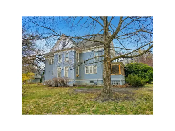314 E Broadway ST, Owatonna, MN 55060