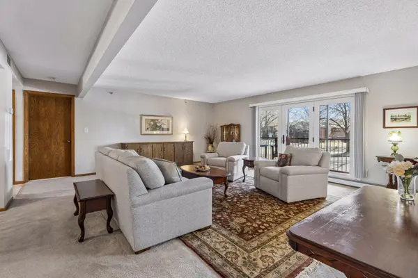 3150 Glen Oaks AVE #111A, White Bear Lake, MN 55110