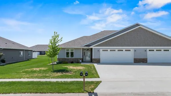 905 Andrew ST #1, Marshall, MN 56258