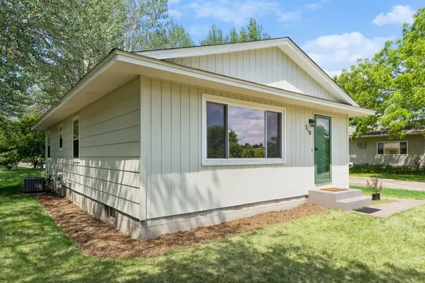 310 18th AVE SE, Cambridge, MN 55008