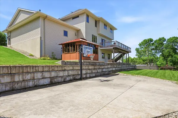 101 Gibson CT, Buffalo, MN 55313