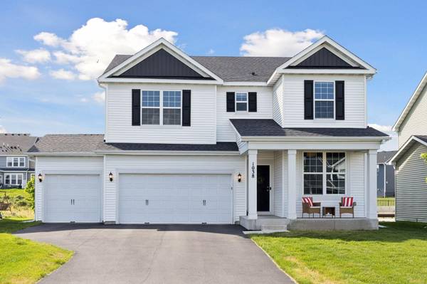 1038 Siesta DR, Woodbury, MN 55129