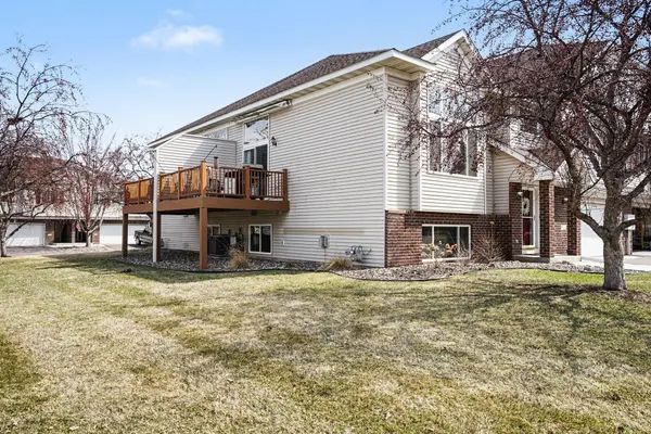 15636 Chasewood CT, Rosemount, MN 55068