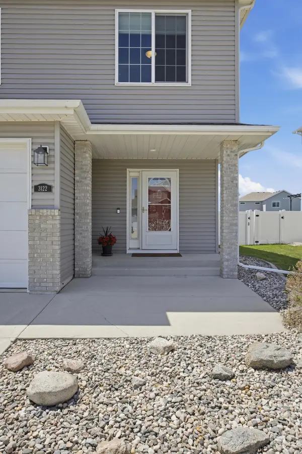 3122 5th ST E, West Fargo, ND 58078