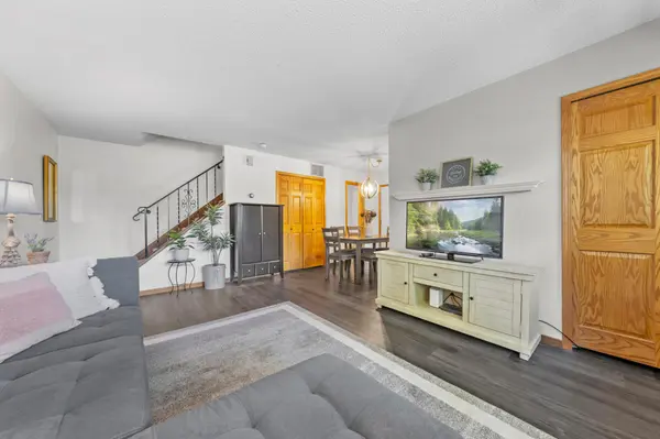 13417 Zenith LN, Eden Prairie, MN 55346
