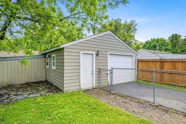 1111 Olive ST W, Stillwater, MN 55082
