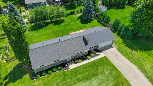 11041 Washburn AVE S, Bloomington, MN 55431