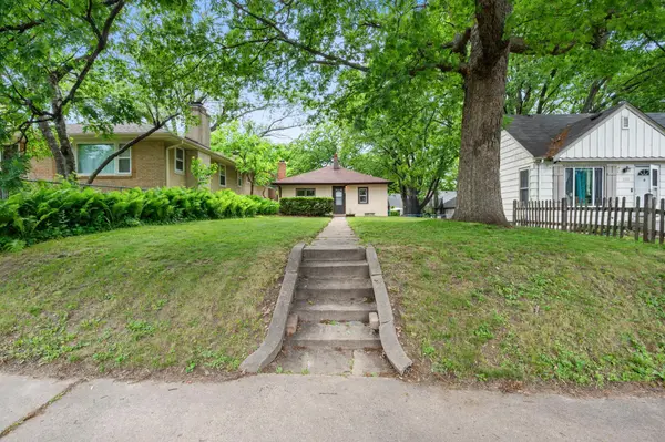 3331 Beard AVE N, Robbinsdale, MN 55422