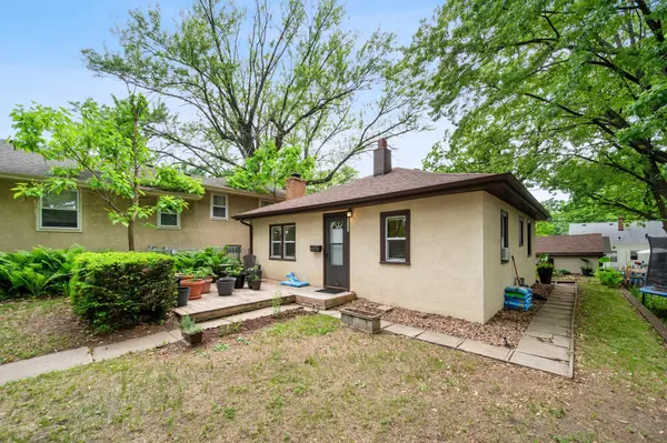 3331 Beard AVE N, Robbinsdale, MN 55422