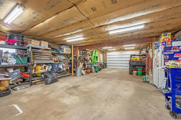 212 Main ST E, Saint Clair, MN 56080
