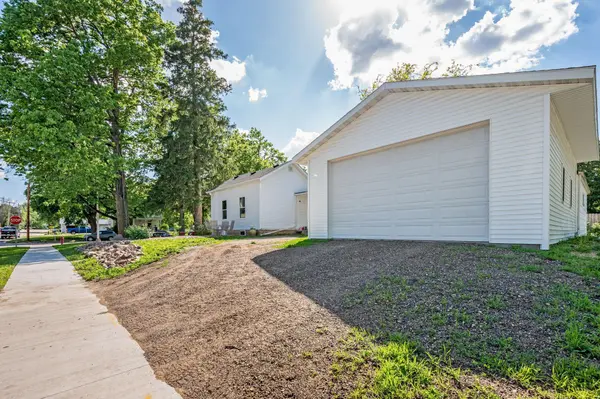 212 Main ST E, Saint Clair, MN 56080