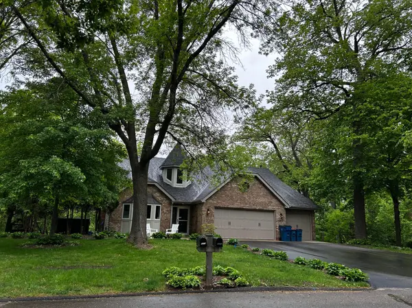 4400 Camelot DR, Minnetonka, MN 55345