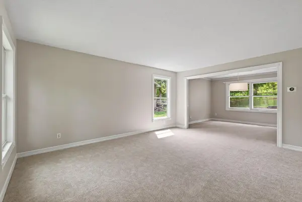 113 E 135th ST, Burnsville, MN 55337
