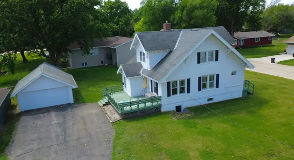 701 S Mill ST, Lake Mills, IA 50450