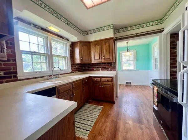 26 Birch ST NE, New London, MN 56273