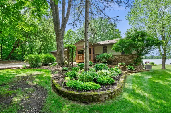 6757 Newcomb AVE NW, Annandale, MN 55302