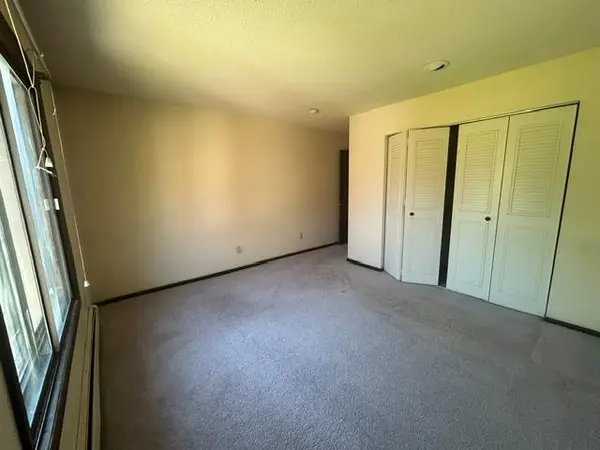7350 York AVE S #204, Edina, MN 55435