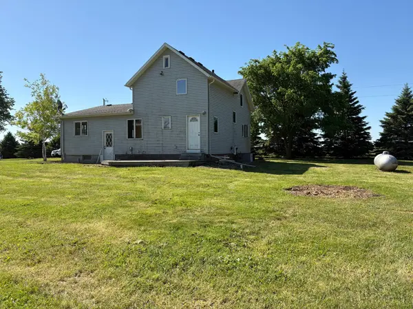 27600 County Road 18, Comfrey, MN 56019