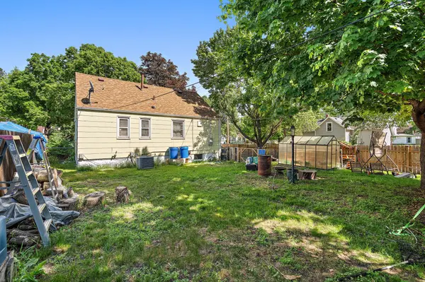 5201 Camden AVE N, Minneapolis, MN 55430
