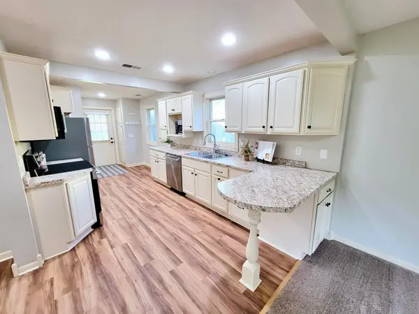 715 Elm ST, Anoka, MN 55303