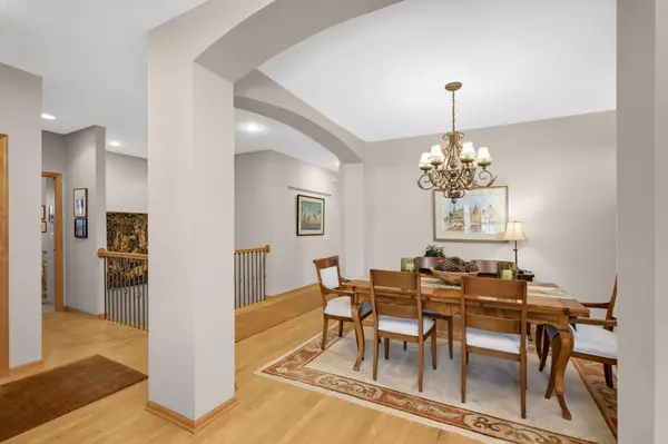 6460 Ivy WAY, Edina, MN 55436
