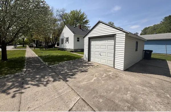 1630 14th ST S, Fargo, ND 58103
