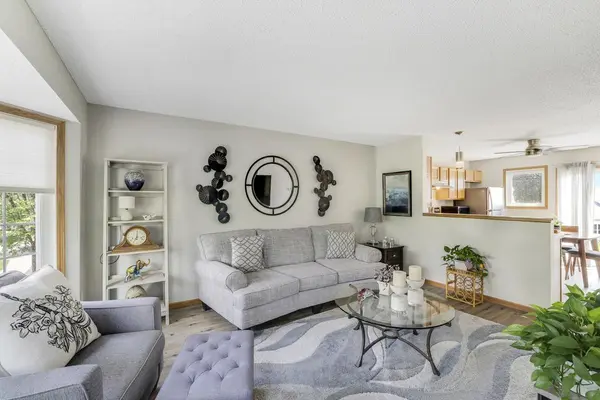 4821 Elm DR N #3, Hugo, MN 55038
