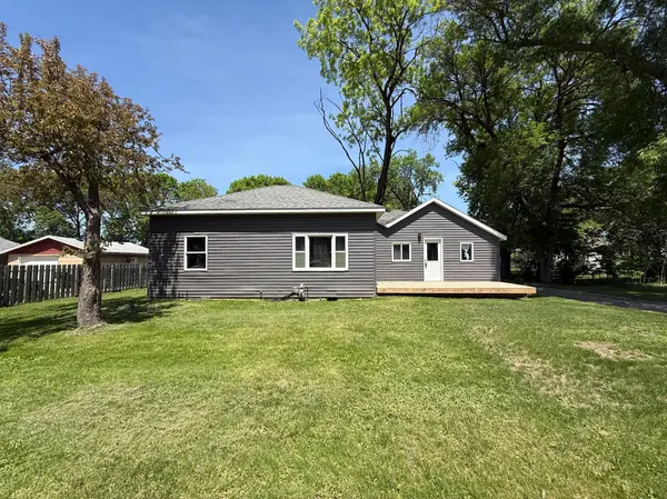 1514 Trott AVE SW,  Willmar,  MN 56201