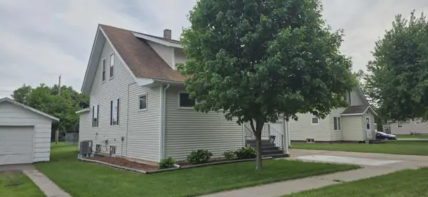 562 South ST, Wabasso, MN 56293