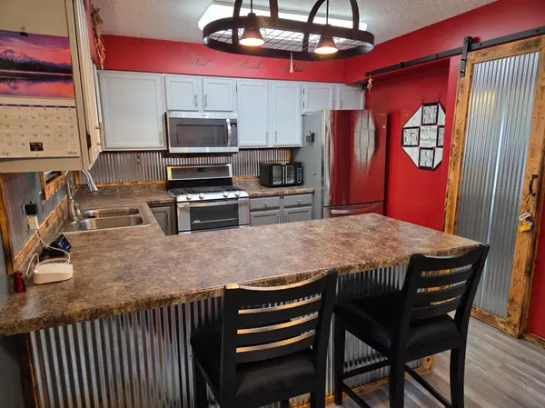 301 SE Fremont ST, Brownsdale, MN 55918