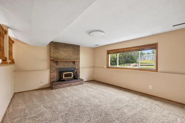 15264 92nd PL N, Maple Grove, MN 55369