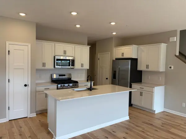 23139 Willow DR, Rogers, MN 55374