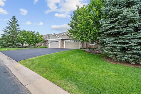 4730 Walnut Grove LN N, Plymouth, MN 55446