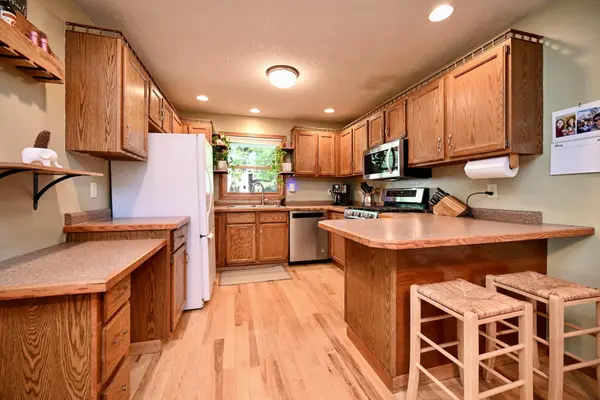1420 Conrad DR, Winona, MN 55987