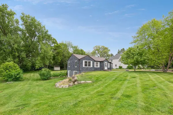 5810 Main Street W, Maple Plain, MN 55359