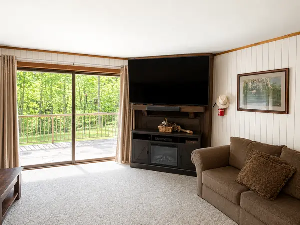 388 Quadna Mountain RD, Hill City, MN 55748