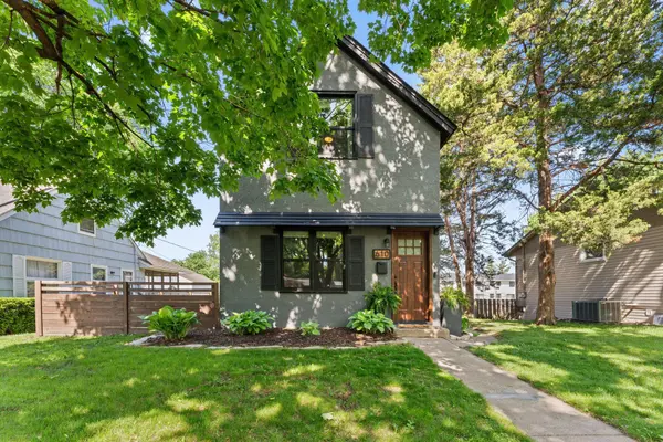 610 7th AVE S, Hopkins, MN 55343