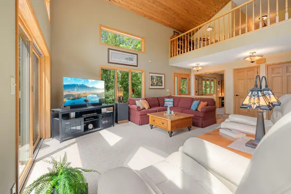 1527 Heron LN, Somerset, WI 54025