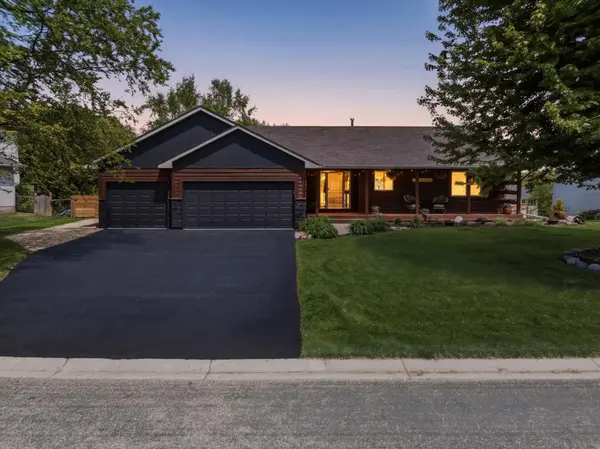 17594 S Gage AVE, Lakeville, MN 55024