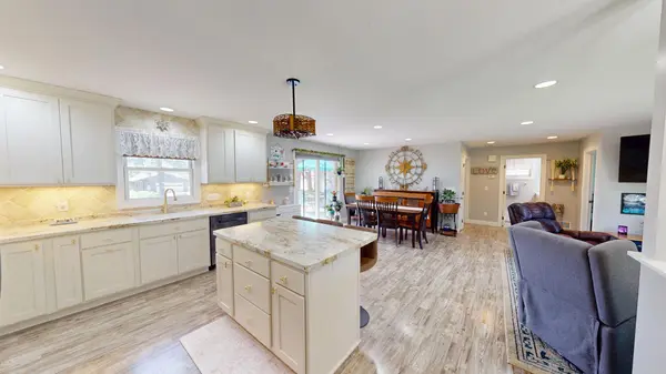 110 Hawthorne ST W, Albert Lea, MN 56007