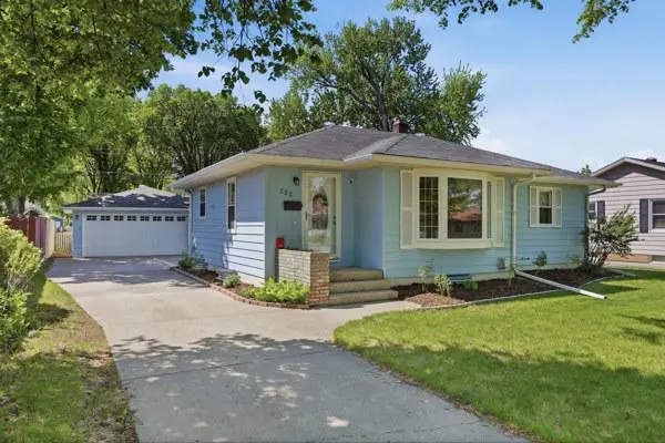 222 24th AVE N, Fargo, ND 58102
