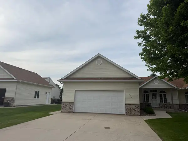 2084 Richway LN SE, Owatonna, MN 55060