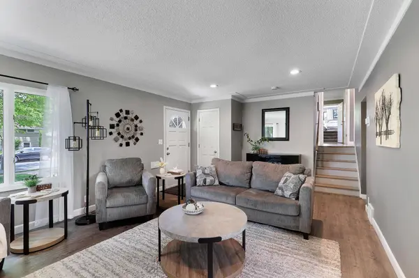 2817 W 108th ST, Bloomington, MN 55431