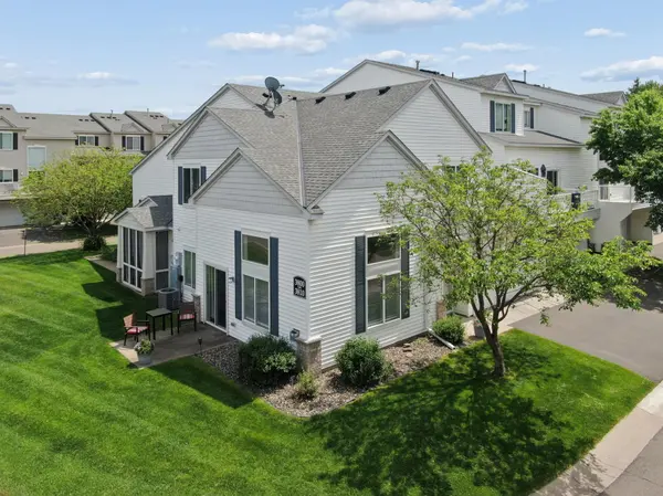 3800 Abercrombie LN, Stillwater, MN 55082