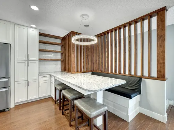 7633 Maplebrook Pkwy N, Brooklyn Park, MN 55445