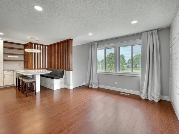 7633 Maplebrook Pkwy N, Brooklyn Park, MN 55445