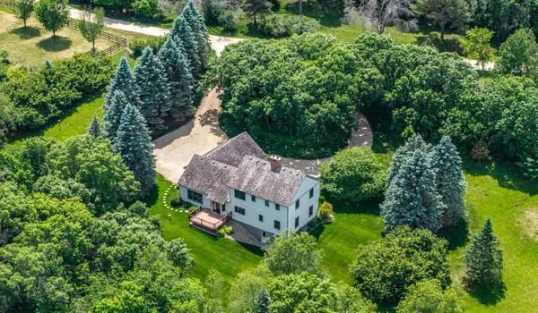 8 Old Deerfield RD, Welch, MN 55089